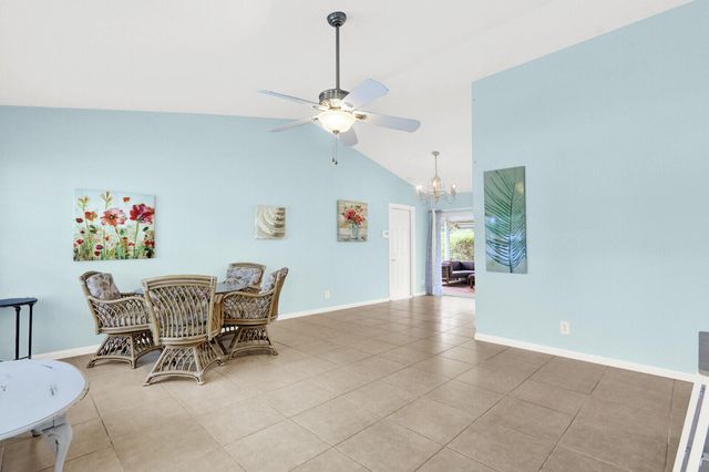 129 Village Circle, Jupiter, FL 33458