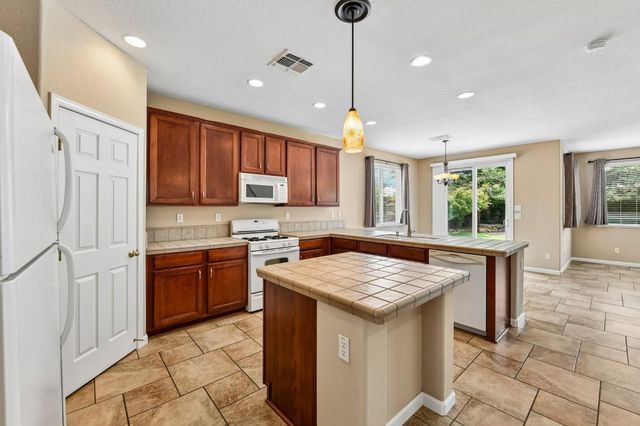 4395 Niobe Cir, Rancho Cordova, CA 95742