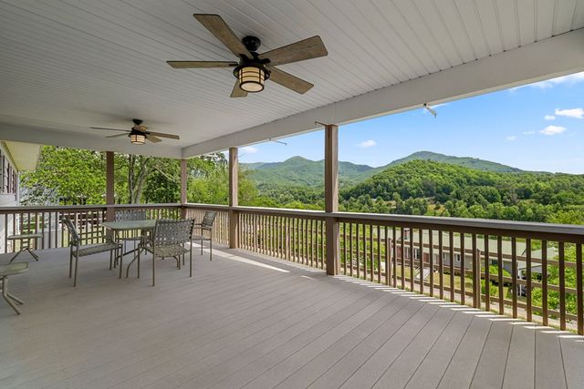 533 Lemons Branch Road, Bryson City, NC 28713