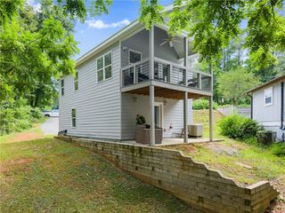5652 Alligator Alley, Gainesville, GA 30506