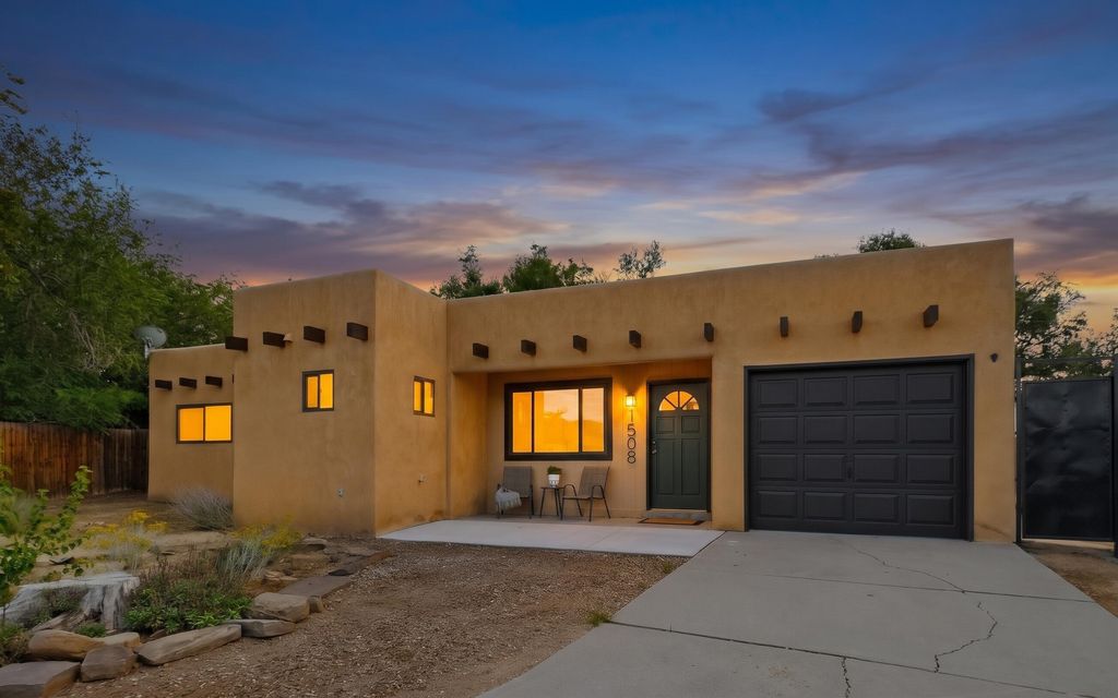 1508 San Lorenzo Place NW, Albuquerque, NM 87107
