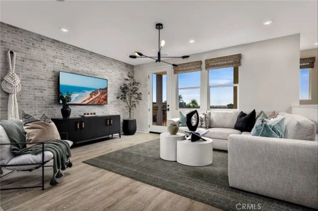 967 Angeline Rd, Covina, CA 91722
