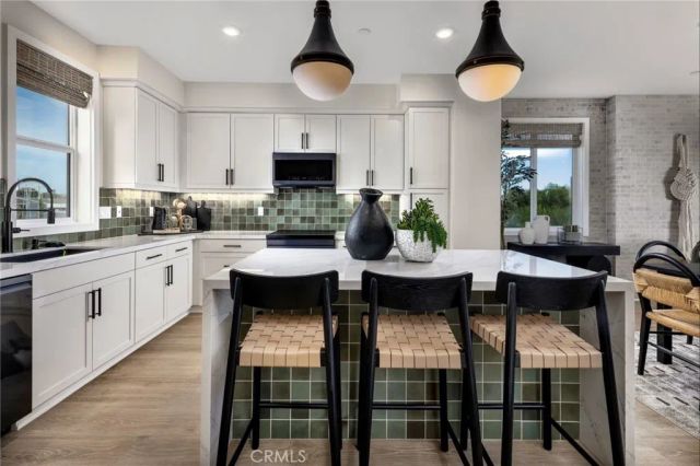 967 Angeline Rd, Covina, CA 91722