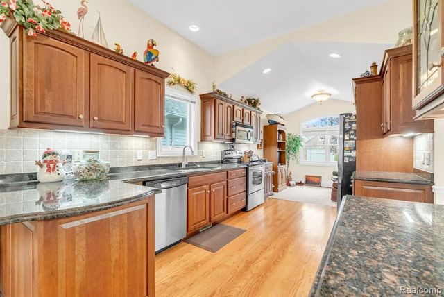 3107 Aberdeen Court, Port Huron, MI 48060