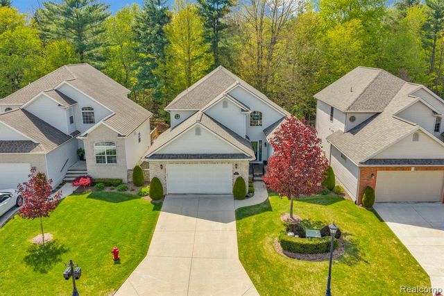 3107 Aberdeen Court, Port Huron, MI 48060