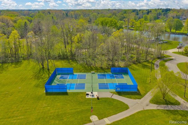3107 Aberdeen Court, Port Huron, MI 48060