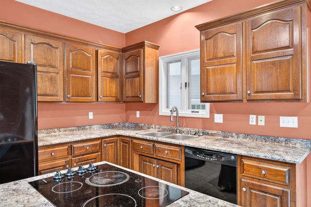 1945 Forest Cir, SW, Cookeville, TN 38506