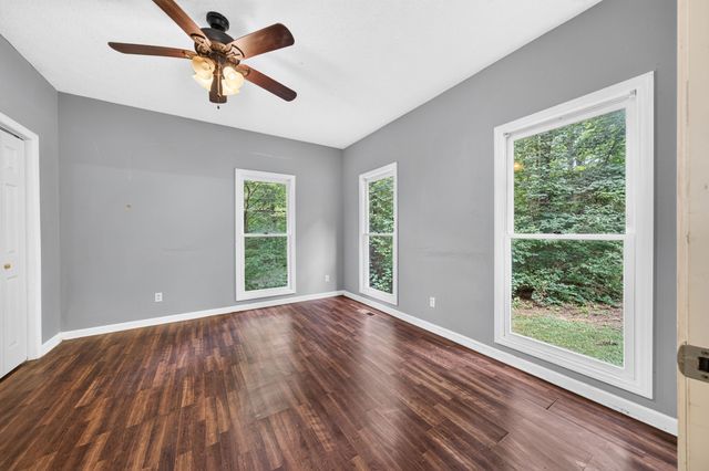 1945 Forest Cir, SW, Cookeville, TN 38506