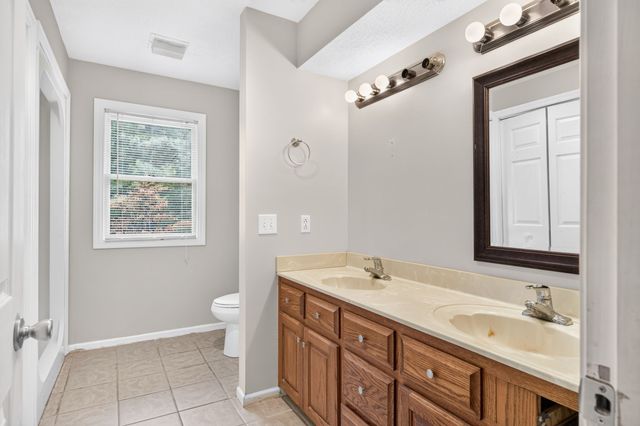 1945 Forest Cir, SW, Cookeville, TN 38506