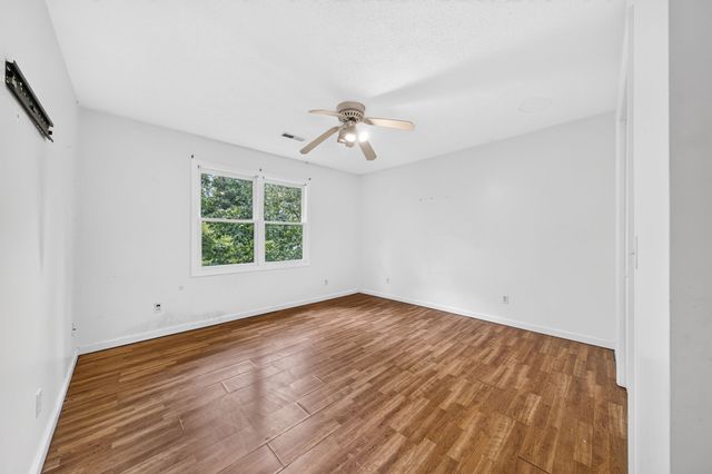 1945 Forest Cir, SW, Cookeville, TN 38506
