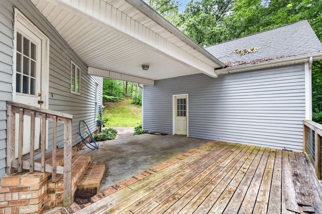 1945 Forest Cir, SW, Cookeville, TN 38506