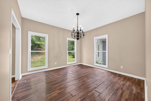 1945 Forest Cir, SW, Cookeville, TN 38506