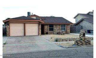 2226 ROBERT WYNN Street, El Paso, TX 79936