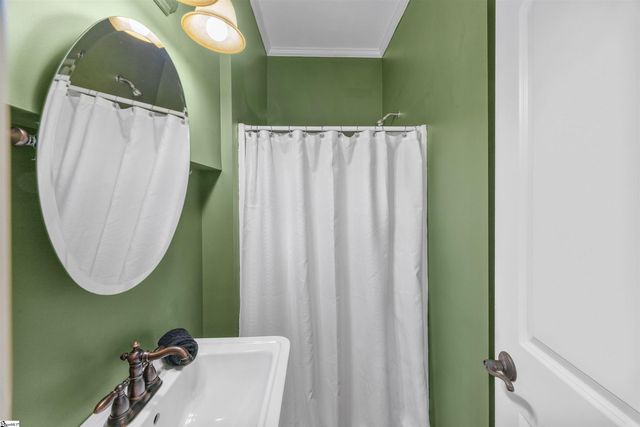 132 Shore Vista Lane, Greer, SC 29651