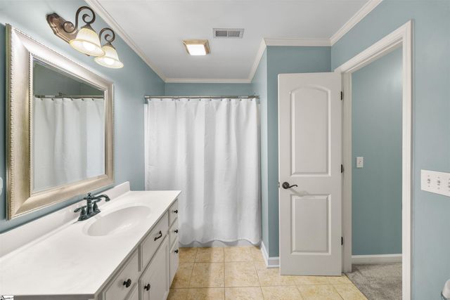 132 Shore Vista Lane, Greer, SC 29651