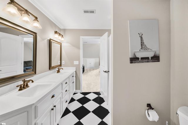 132 Shore Vista Lane, Greer, SC 29651