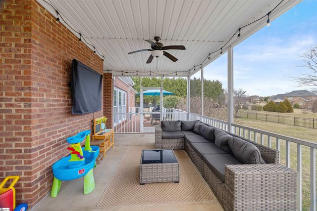 132 Shore Vista Lane, Greer, SC 29651