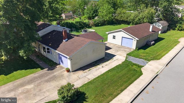 175 MONROE VALLEY DR, Jonestown, PA 17038