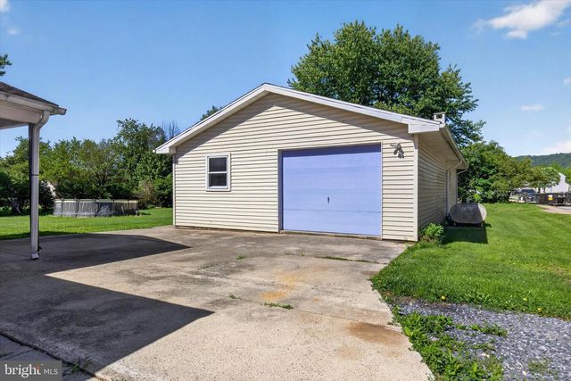 175 MONROE VALLEY DR, Jonestown, PA 17038