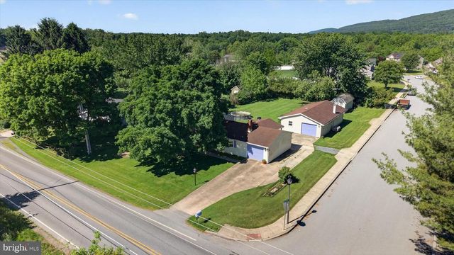 175 MONROE VALLEY DR, Jonestown, PA 17038