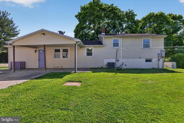 175 MONROE VALLEY DR, Jonestown, PA 17038
