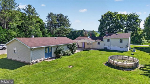 175 MONROE VALLEY DR, Jonestown, PA 17038