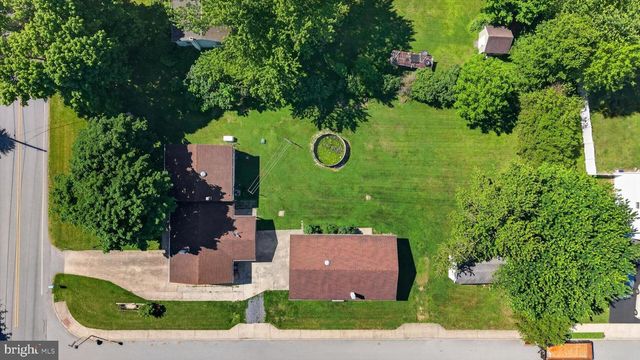175 MONROE VALLEY DR, Jonestown, PA 17038