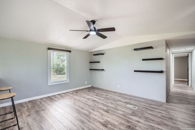 11630 Cooksey, Adkins, TX 78101