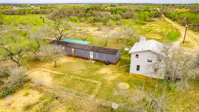 11630 Cooksey, Adkins, TX 78101