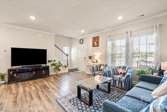 613 Cedar Knoll Circle, Pineville, NC 28134