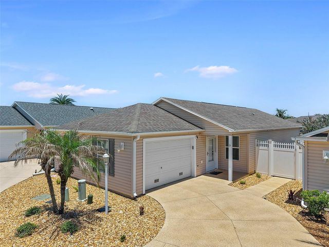 871 AMBER COURT, The Villages, FL 32163