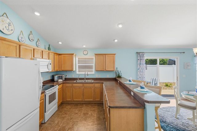 871 AMBER COURT, The Villages, FL 32163