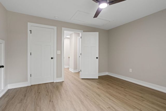 8 Pinewood Drive, Taylors, SC 29687