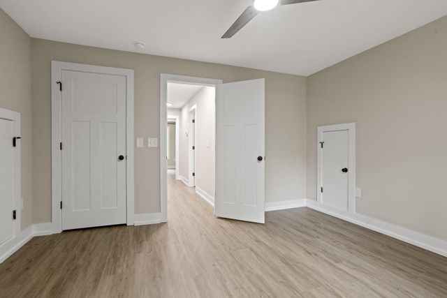 8 Pinewood Drive, Taylors, SC 29687