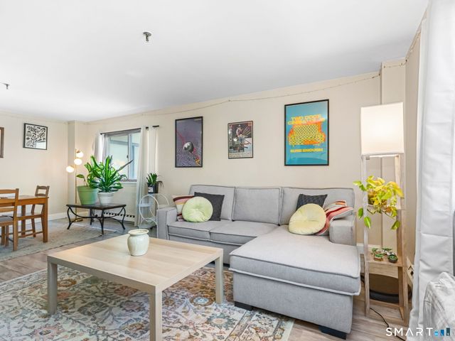 51 Schuyler Avenue APT 5C, Stamford, CT 06902