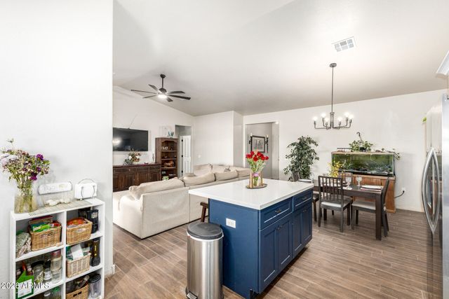 3122 W GRACIE Lane, Casa Grande, AZ 85194