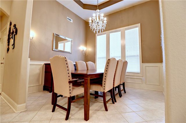 5500 Lanshire Drive, Rogers, AR 72758