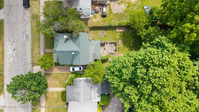 420 E Henry Street, Charlotte, MI 48813