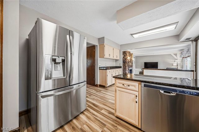 10610 Ridgewater Drive, Concord Twp, OH 44077