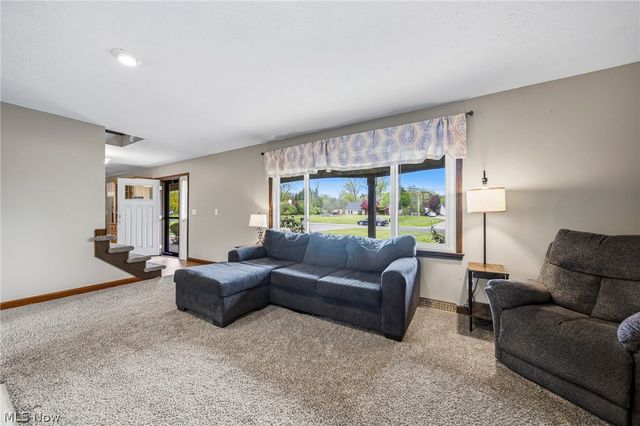 10610 Ridgewater Drive, Concord Twp, OH 44077
