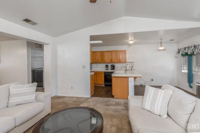 10727 Sunset Ranch Drive, Bakersfield, CA 93311