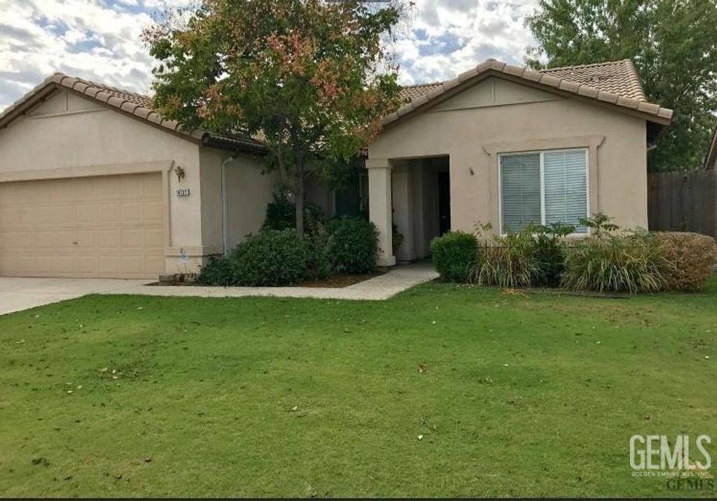 10727 Sunset Ranch, Bakersfield, CA 93311