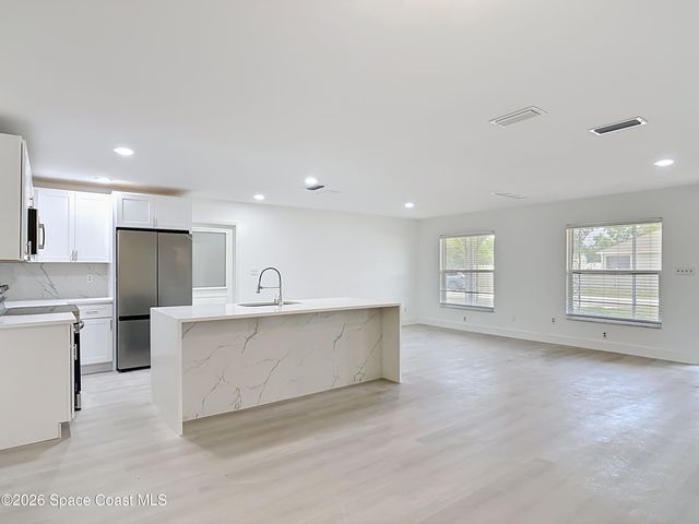 930 Troy Drive, Deltona, FL 32725