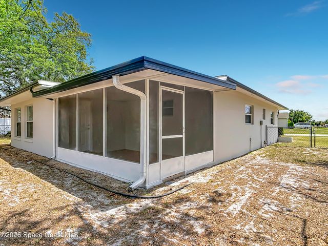 930 Troy Drive, Deltona, FL 32725