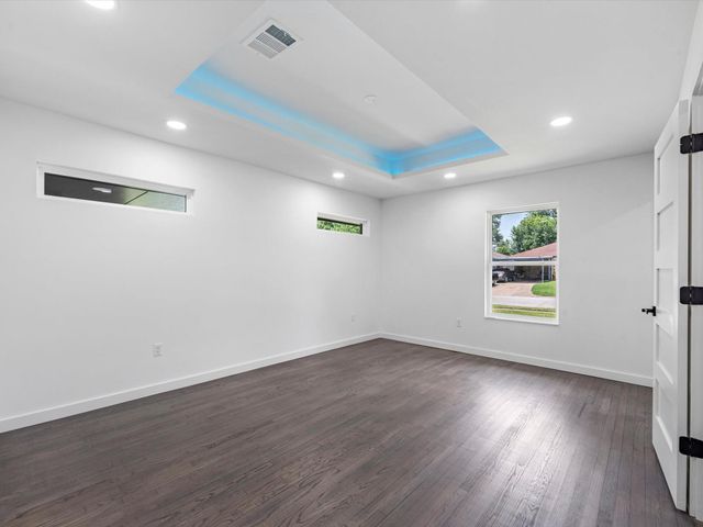 1107 Stonecrest Drive, Houston, TX 77018