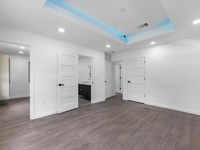 1107 Stonecrest Drive, Houston, TX 77018