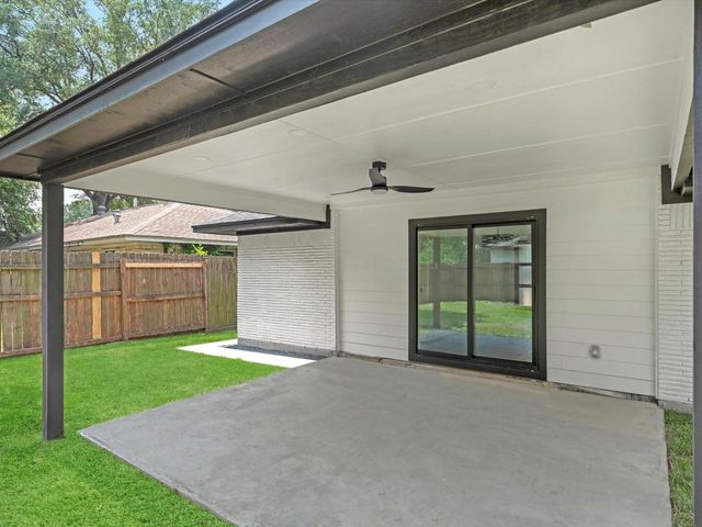 1107 Stonecrest Drive, Houston, TX 77018