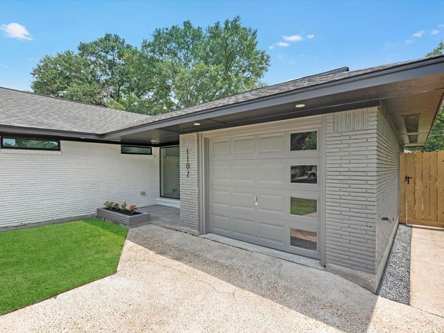 1107 Stonecrest Drive, Houston, TX 77018