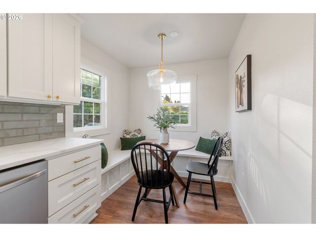 2100 KAUFFMAN Ave, Vancouver, WA 98660