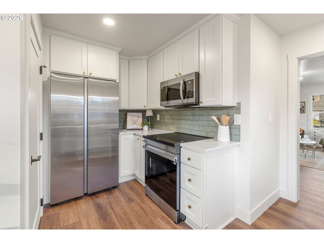 2100 KAUFFMAN Ave, Vancouver, WA 98660